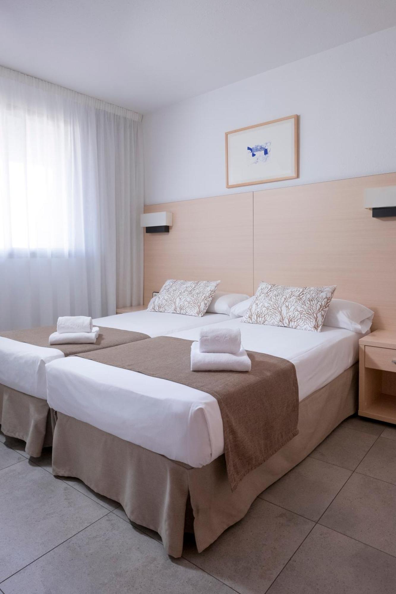 One-Bedroom Apartment 2